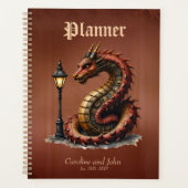 Steampunk Dragon naast een straatlamp. Planner (Voorkant)