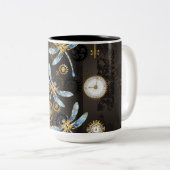 Steampunk Dragonflies op bruine gestreepte achterg Tweekleurige Koffiemok (Voorkant rechts)