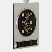 Steampunk Dragonflies op bruine gestreepte achterg Verzilverd Banner Ornament (Rechts)