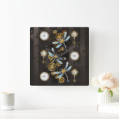 Steampunk Dragonflies op bruine gestreepte achterg Vierkante Klok (Huis)
