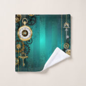 Steampunk Jewelry Watch on a Green Background Bad Handdoek (Wasdoekje)
