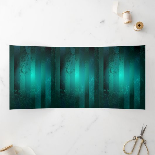 Steampunk Jewelry Watch on a Green Background Drieluik Aankondiging (Binnen)