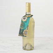 Steampunk Jewelry Watch on a Green Background Flessenhanger (Schuin)