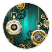 Steampunk Jewelry Watch on a Green Background Keramische Knop (Voorkant)