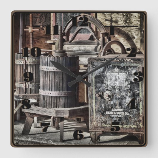 Steampunk Oude Westen met Vaten en Veilig Vierkante Klok (Voorkant)