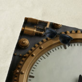 Steampunk pijpen en meters strandlaken (In situ)