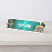 Steampunk-sieradenhorloge op een groene achtergron bureau naambordje (Voorkant)