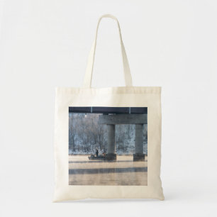 Steamy Winter Vissen Table Rock Lake Tote Bag