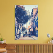 Stedelijke steegje met café canvas afdruk (Insitu (Woonkamer))