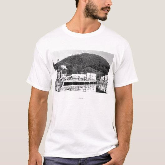 Stedman Street Bridge en Deer Mountain, T-shirt (Voorkant)