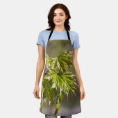 Steekgroene appelvertakking met kleine bladeren schort (Gedragen)