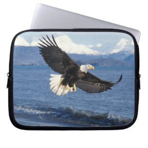steenarend, Haliaeetus leuccocephalus, in vlucht Laptop Sleeve