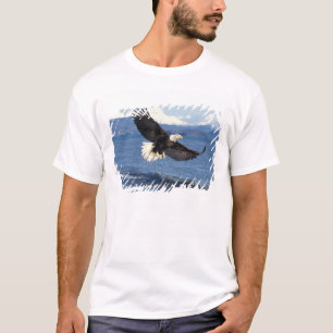 steenarend, Haliaeetus leuccocephalus, in vlucht T-shirt