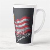 Steenarend met Amerikaanse vlag 4 juli-kunst Latte Mok (Rechts)