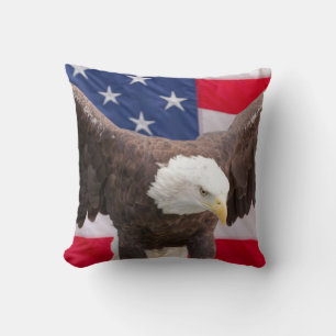 Steenarend met de Amerikaanse Vlag Puzzel Kussen