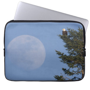 Steenarend Rijzende volle maan Laptop Sleeve