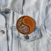 Steenbok & Houten Varken Ronde Button 7,6 Cm (In situ)