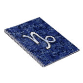 Steenbok Sterrenbeeld op Marineblauwe Digitale Cam Notitieboek (Rechterzijde)