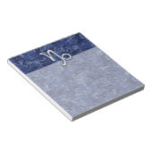  Steenbok Sterrenbeeld op navyblauwe digitale camo Notitieblok (Schuin)