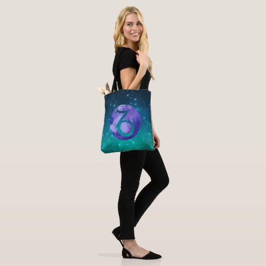 Steenbok Verjaardag Astrologie teken Indigo op Bla Tote Bag (Op model)