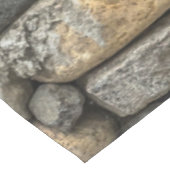 Steenwand in grijze beige rotsblokken tafelkleed (Gekanteld)
