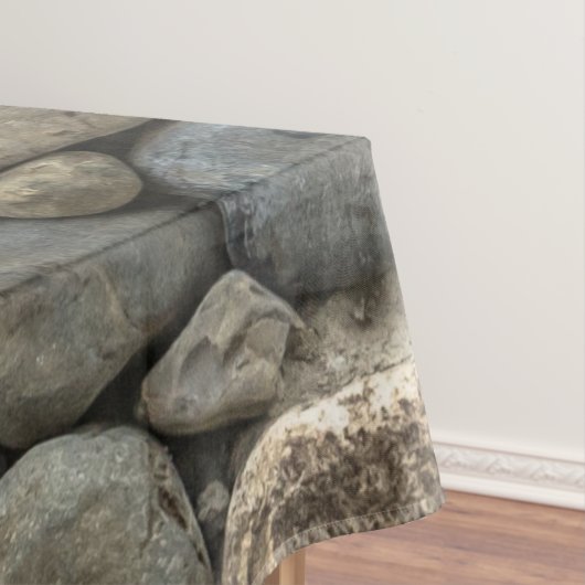 Steenwand in grijze beige rotsblokken tafelkleed (Voorbeeld)