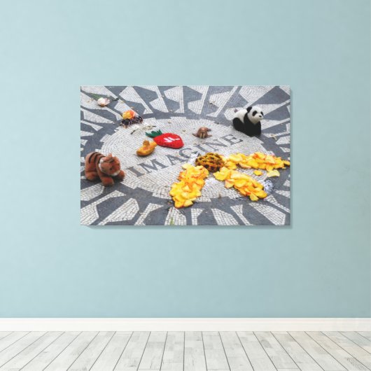 Stel je voor: Strawberry Fields Central Park NYC p Canvas Afdruk (Insitu (Houten vloer))