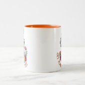 Stel je zelfvrije skelet in tweekleurige koffiemok (Center)