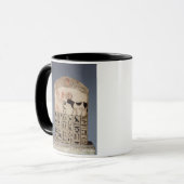 Stela aan de Apis-stier (beschilderd kalksteen) Mok (Voorkant links)