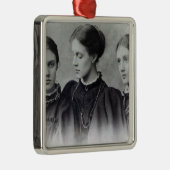 Stella, Vanessa en Virginia Stephen, c.1896 Metalen Ornament (Rechts)