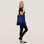 Stellaire Beginnen: Middernacht Tote Bag (Op model)