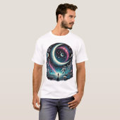 Stellar Odyssey: Gravity's Embrace & Whispers of I T-shirt (Voorkant volledig)