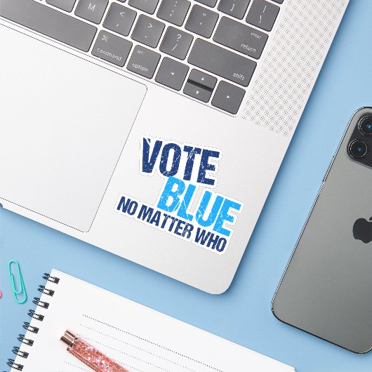 Stemming Blauw Geen kwestie met Democratische Part Sticker (Laptop met iPhone)