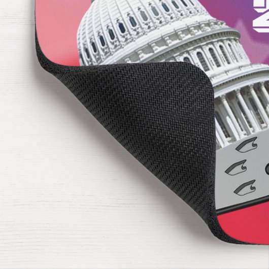 Stemming in commissie: met algemene stemmen aangen muismat (Hoek)