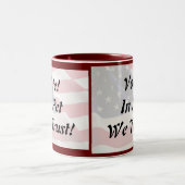 Stemming: we vertrouwen erop tweekleurige koffiemok (Center)