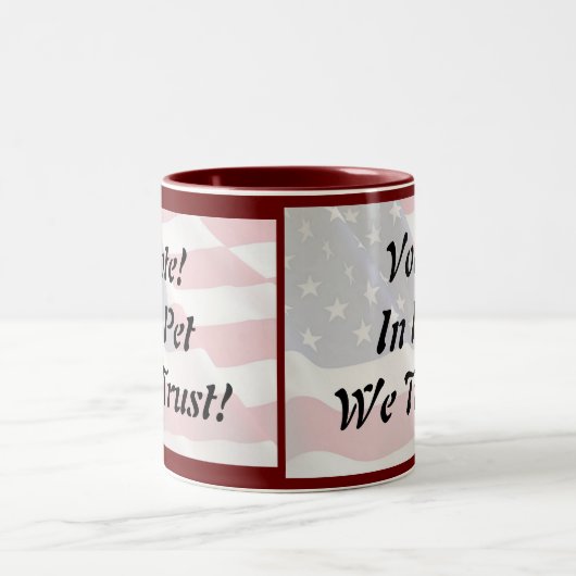 Stemming: we vertrouwen erop tweekleurige koffiemok (Center)