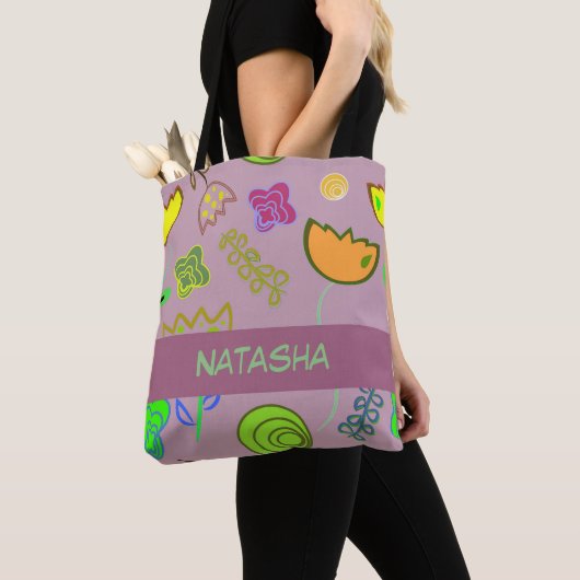 Stempelbloemen op paars tote bag (Dichtbij)