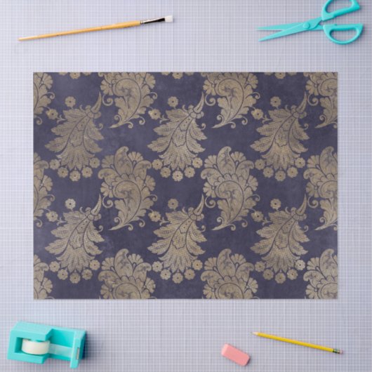 Stencil Peacock Feathers op Paarse ontkoppeling Tissuepapier (Craft)