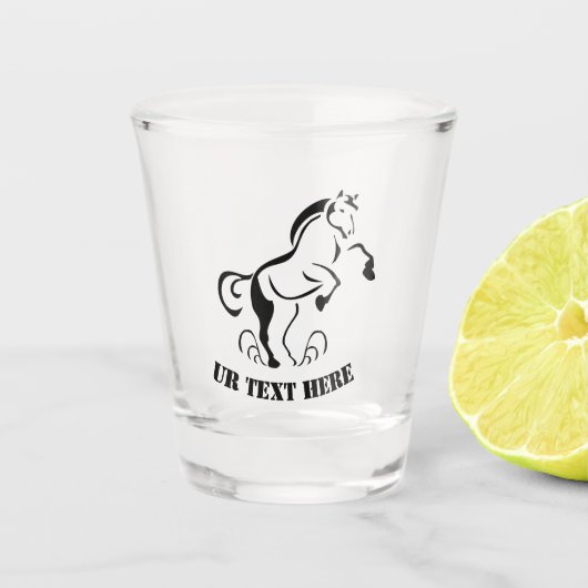 Stenciled Black Horse Rearing met stofzwammen Shot Glas (Voorkant)