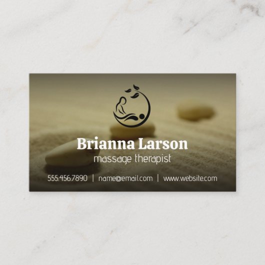 Stenen in de zand | Logo massagetherapie Visitekaartje (Voorkant)