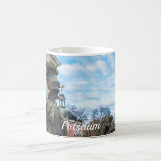 Stenen ridderbeelden bij paleis in Potsdam Koffiemok (Center)