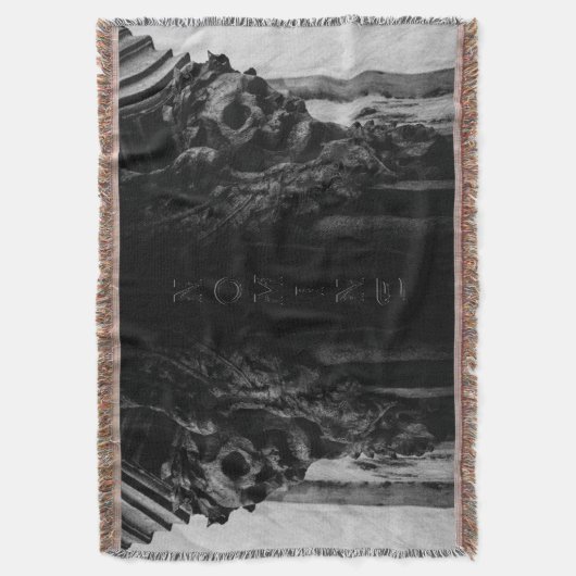 Stenen vleugels schedel deken (Voorkant Verticaal)