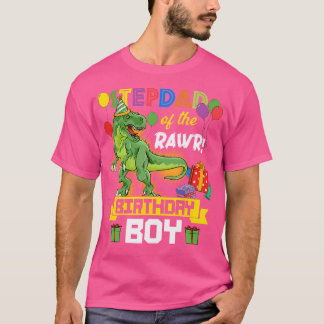 Stepdad van de verjaardag jongen dinosaurus vierin t-shirt
