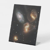 Stephan's kwintet: een galactisch wrak reclamebord met voetstuk (Voorkant)