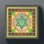 Ster van David Fotoplaat<br><div class="desc">Ik zou me schamen om jullie dit te vertellen. Toch heb ik op dit en 2 andere stukken die ik voor WEEKS heb onderzocht, geprobeerd een wettelijke licentie te vinden om de kunst te gebruiken op mijn Zazzle-producten (en ik ontwerp alleen op Zazzle), gisteravond 240, 00 dollar uitgegeven aan licenties...</div>