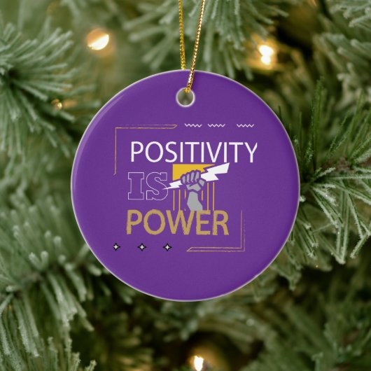 Sterk en gemotiveerd design keramisch ornament (Boom)