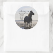 Sterke en moedige bijbel Verse Deut 31-paarden zij Ronde Sticker (Tas)
