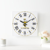 Sterke gele jekleurenklok op het jachtplein vierkante klok (Huis)