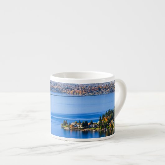 Sterke kleuren van de herfst in Bellevue Espresso Kop (Voorkant rechts)