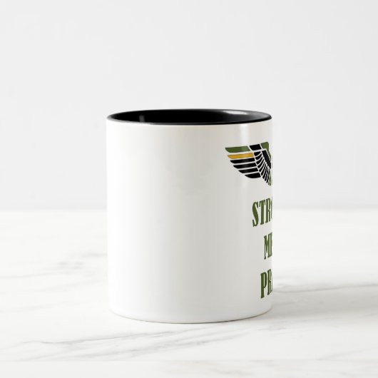 Sterke Mannen Pray 11oz tweetone Christelijke koff Tweekleurige Koffiemok (Center)